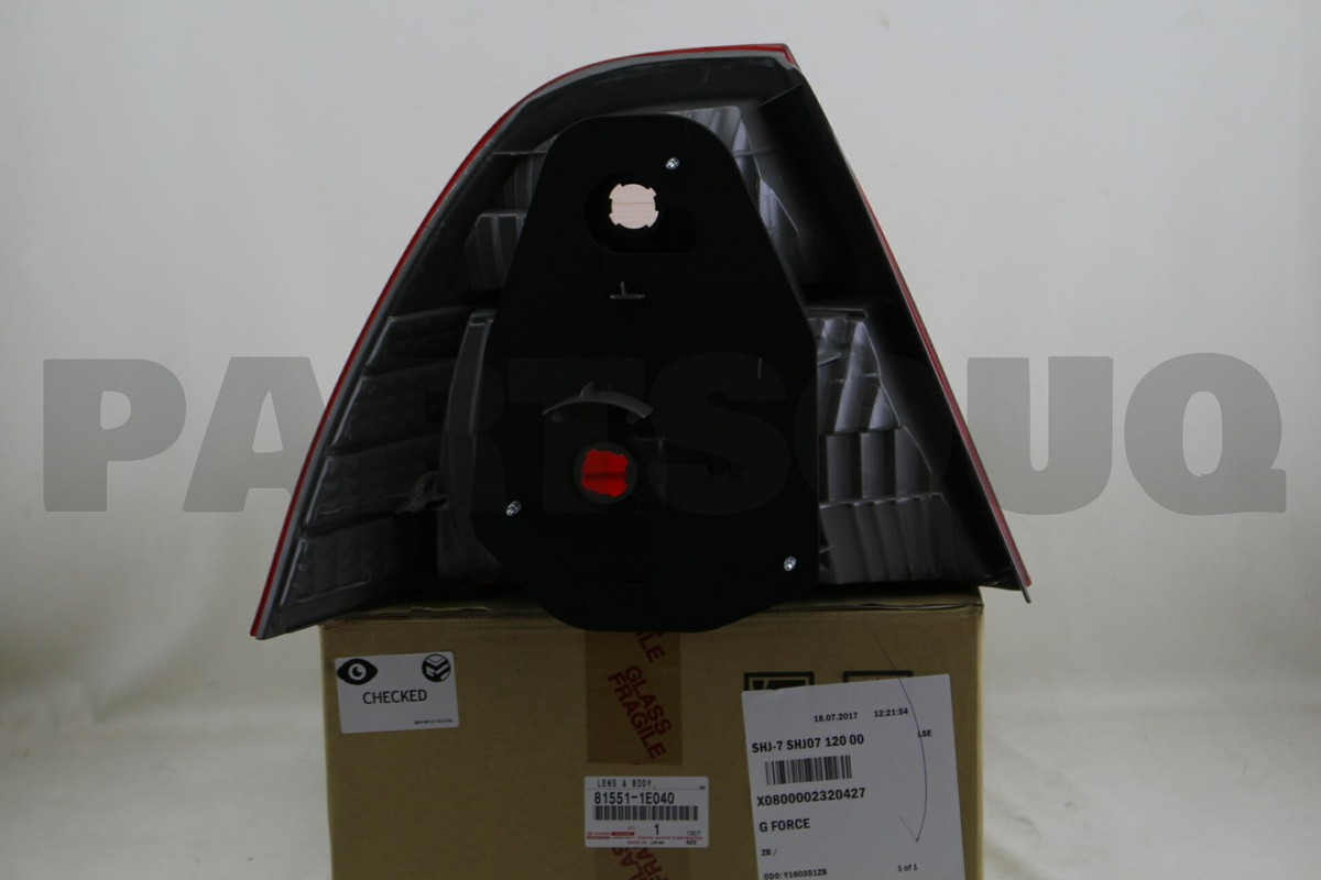 Đèn hậu Corolla 2004-2006 Mã phụ tùng 815511E040