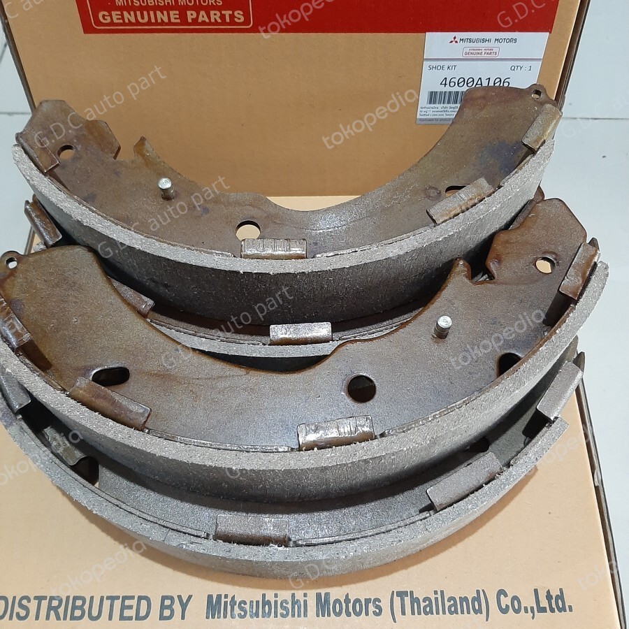 Guốc phanh sau Triton Mã phụ tùng 4600A106T
