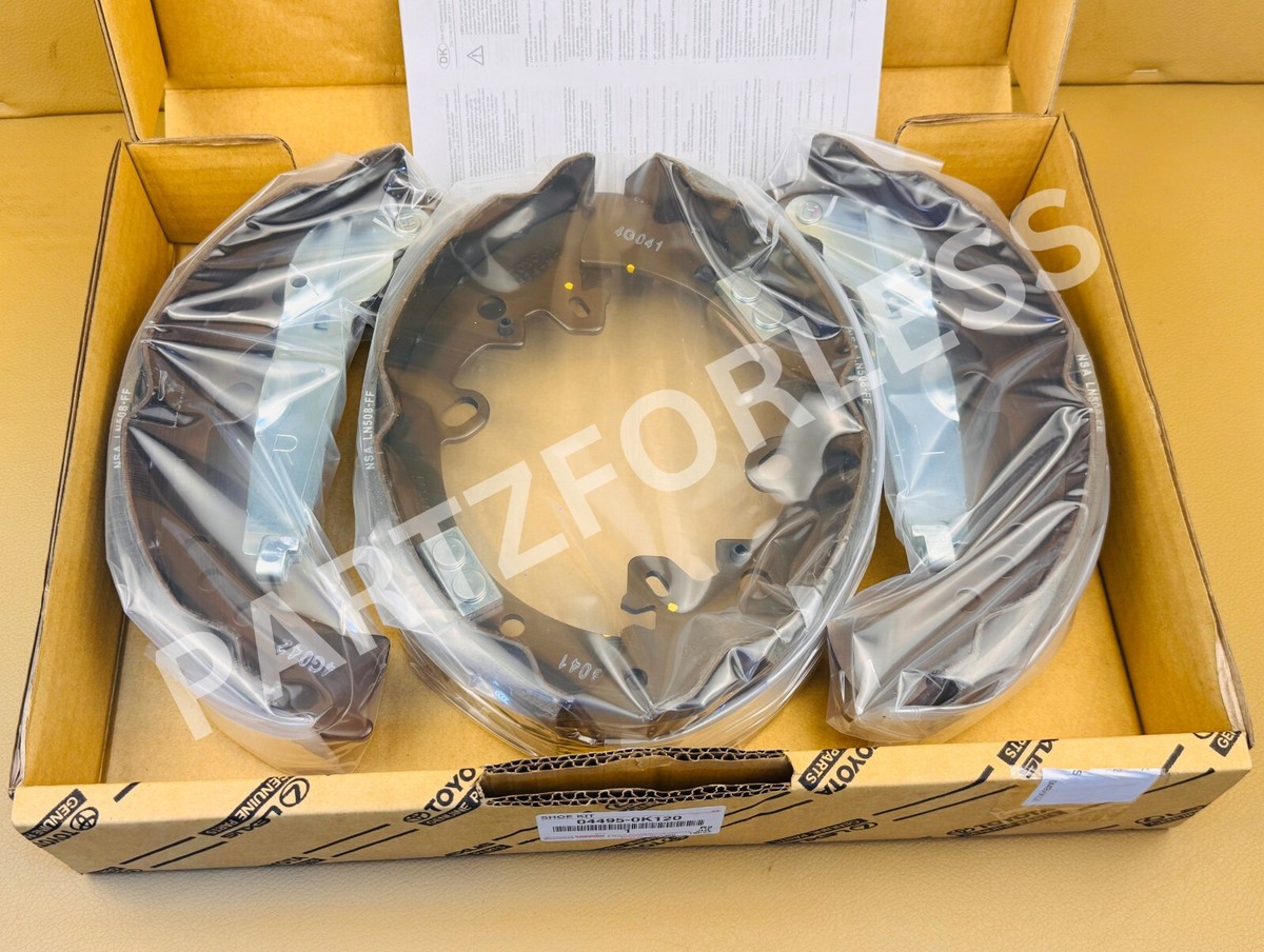 Guốc phanh sau Fortuner Mã phụ tùng 044950K120