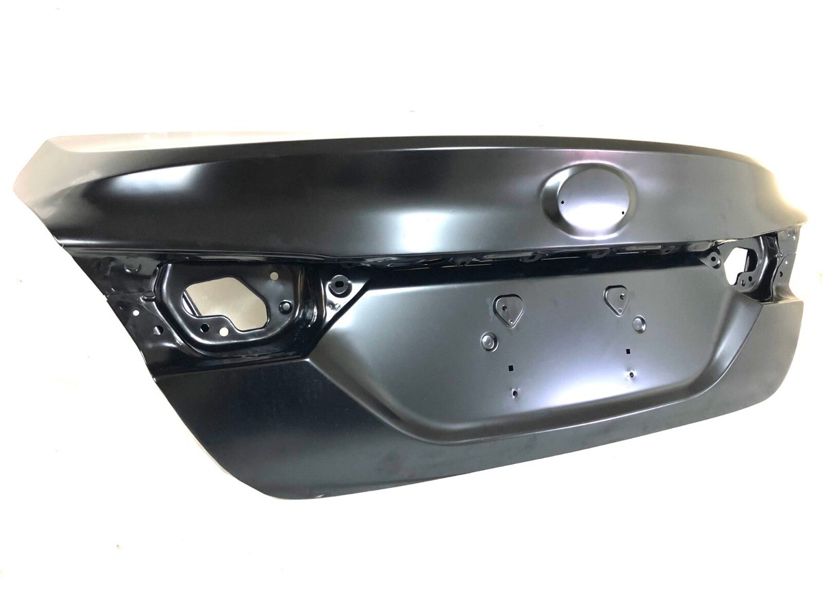 Nắp cốp sau Camry 2.4-3.0 2002-2006 Mã phụ tùng 6440106150