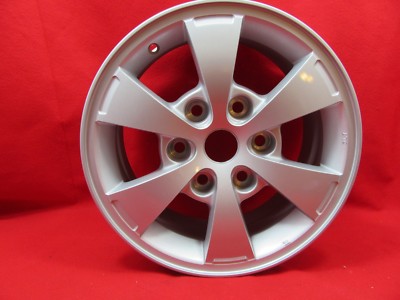 La zăng đúc Triton 2007-2008 Mã phụ tùng MR992729VT