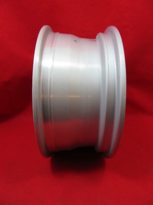 La zăng đúc Triton 2007-2008 Mã phụ tùng MR992729VT