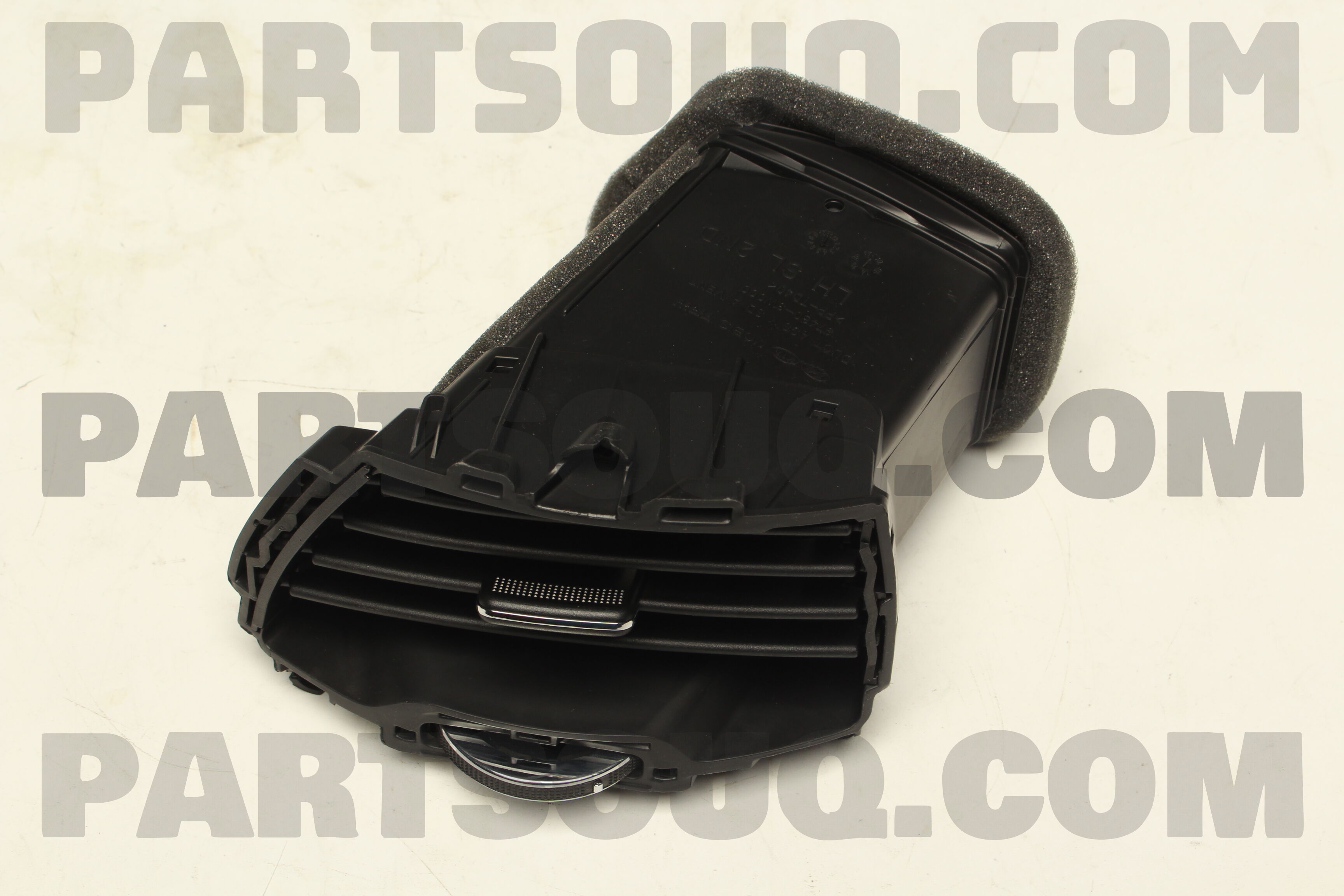 Cửa gió điều hòa Kia Sportage (ngoài) Mã phụ tùng 974803W000