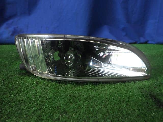 Đèn ba đờ xốc trước Highlander Mã phụ tùng 8121048021