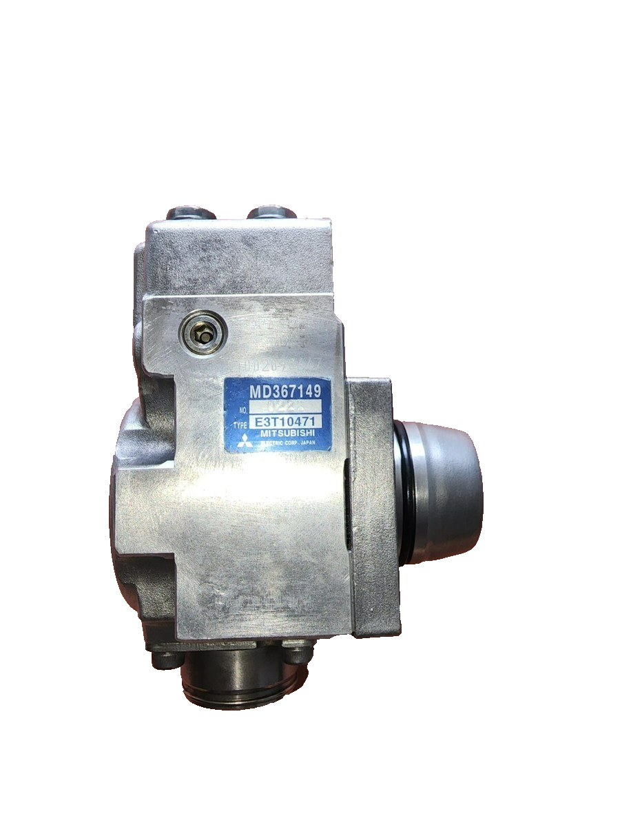 Cút nước vào bơm nước Pajero V31 Mã phụ tùng MD340949