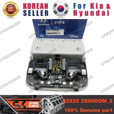 Đèn trần xe Hyundai Tucson 2010 Mã phụ tùng 928202S000OM