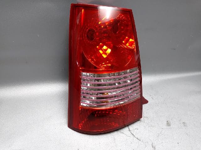 Đèn hậu Morning 2005 Mã phụ tùng 9240107000