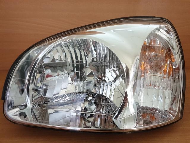Đèn pha Santafe New (Vàng) Mã phụ tùng 921012B000