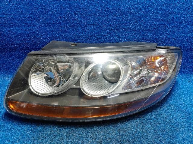 Đèn pha Santafe New (Vàng) Mã phụ tùng 921012B000