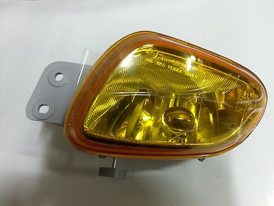 Đèn ba đờ xốc Korando (Đèn cản Korando) Mã phụ tùng 8320106001