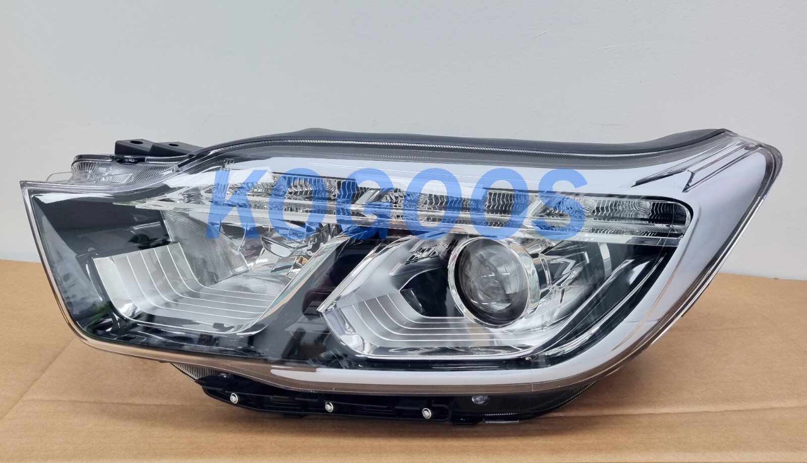Đèn ba đờ xốc Korando (Đèn cản Korando) Mã phụ tùng 8320106001