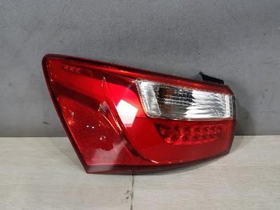 Đèn hậu ngoài Kia Rio 2015 (Led) Sedan Mã phụ tùng 924011W050