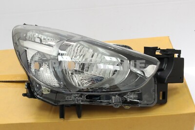 Đèn pha Mazda 2 2016 Halogen Mã phụ tùng da6a510k0a
