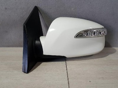 Gương chiếu hậu Santafe 2013 Mã phụ tùng 876102W011