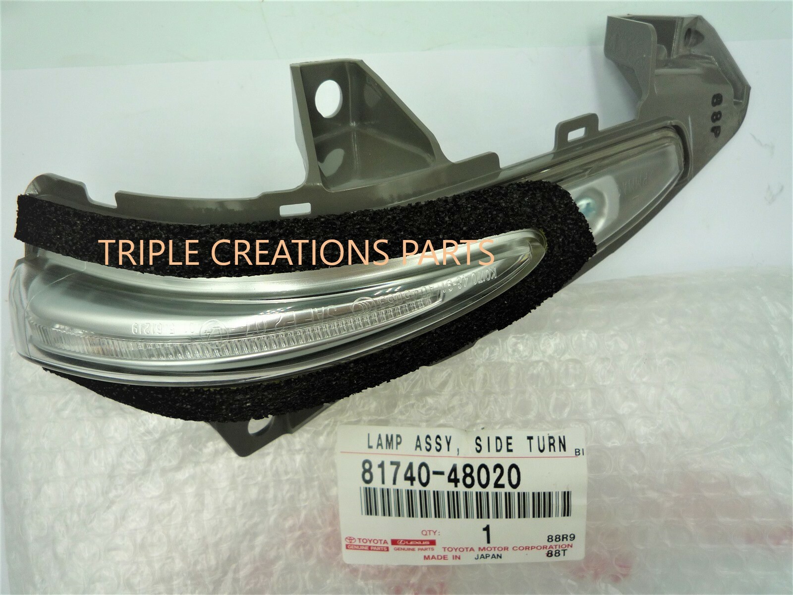 Đèn xi nhan gương chiếu hậu Lexus RX350 2010 Mã phụ tùng 8174048020