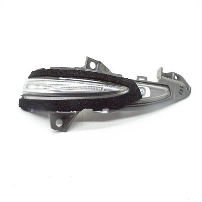 Đèn xi nhan gương chiếu hậu Lexus RX350 2010 Mã phụ tùng 8174048020