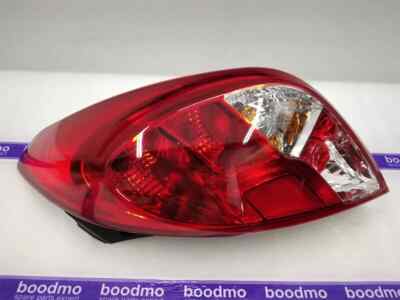 Đèn hậu Hyundai I20 2013 Mã phụ tùng 924021J510