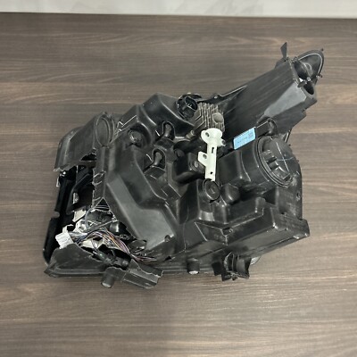 Đèn lái Santafe 2016 Xenon (Đèn pha Santafe) Mã phụ tùng 921022w600