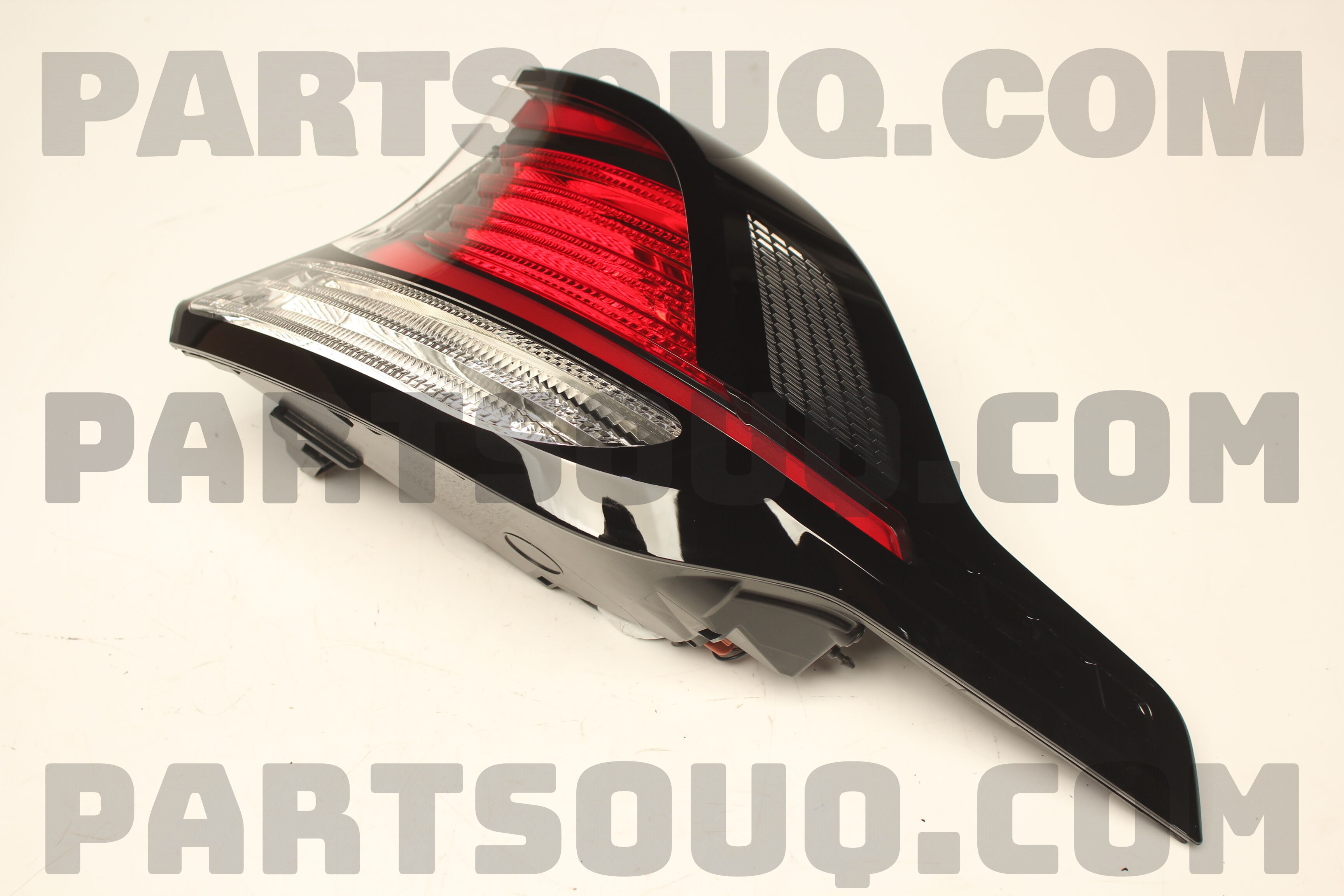 Đèn hậu Hyundai Genesis Coupe (Đèn lái sau) Mã phụ tùng 924022m010/924022m000