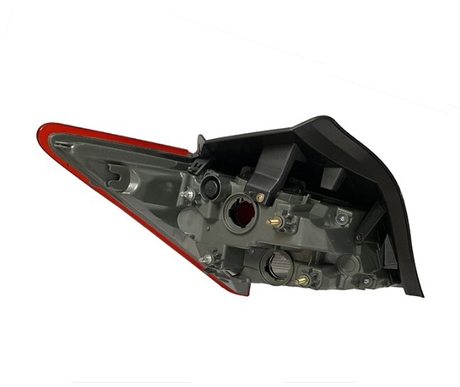 Đèn hậu Hyundai Genesis Coupe (Đèn lái sau) Mã phụ tùng 924022m010/924022m000