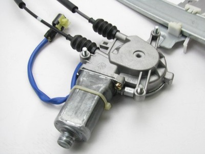 Giá nâng hạ kính cửa trước Spectra Mã phụ tùng 0k2a358560