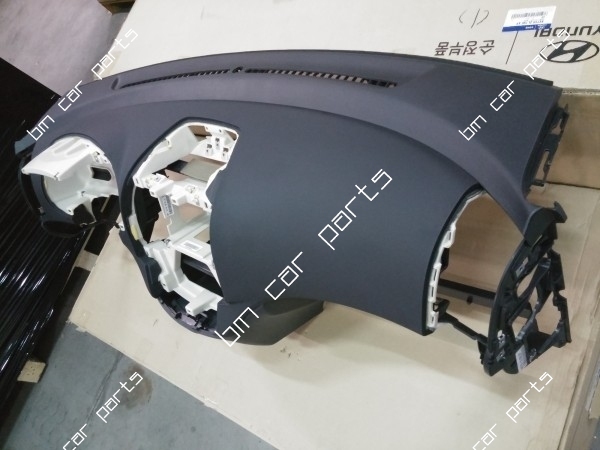 Táp lô Hyundai I30 Mã phụ tùng 847102L150xp