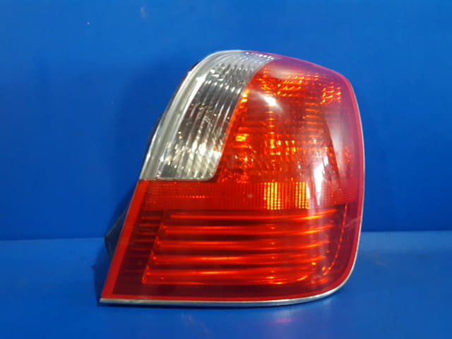 Đèn hậu Hyundai XG300 (Đèn lái sau) Mã phụ tùng 9240239600