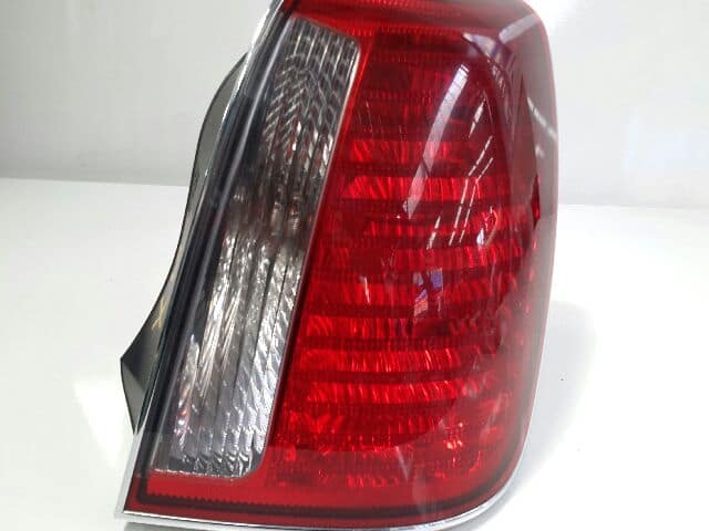 Đèn hậu Hyundai XG300 (Đèn lái sau) Mã phụ tùng 9240239600