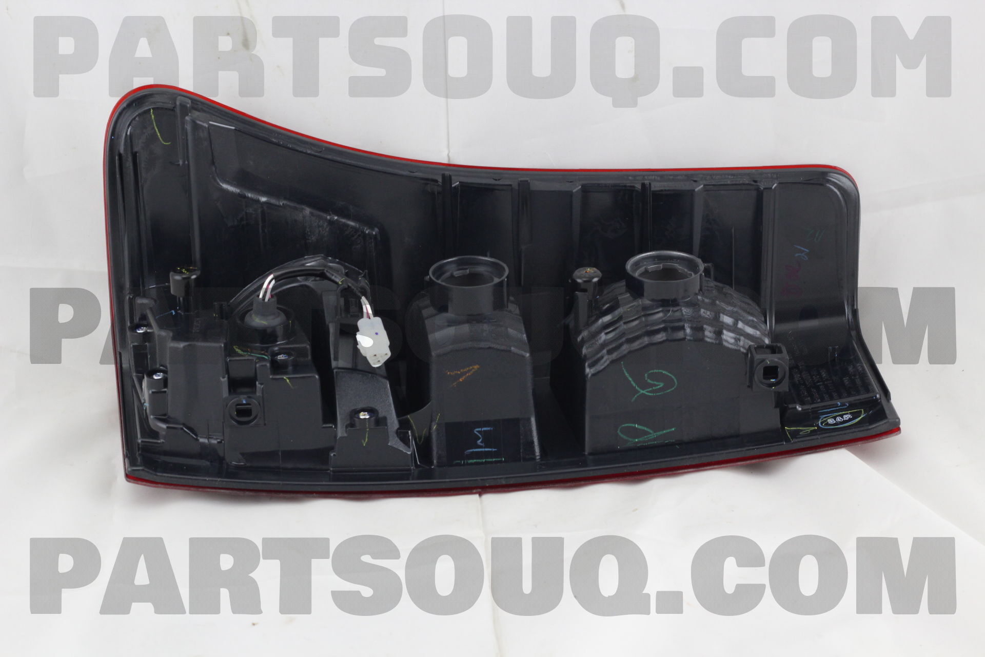 Đèn hậu Isuzu D-Max (Đèn lái sau DMax) Mã phụ tùng 8982355560-8982355570