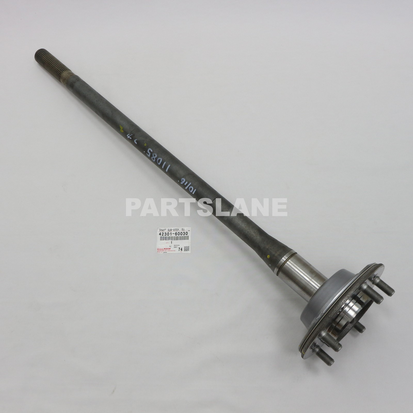 Láp sau Land 2015 URJ200 Mã phụ tùng 4230160030