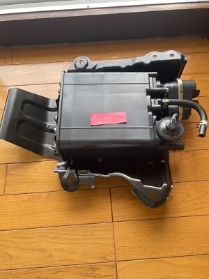 Bầu than hoạt tính Rav4 2008 Mã phụ tùng 7774042090