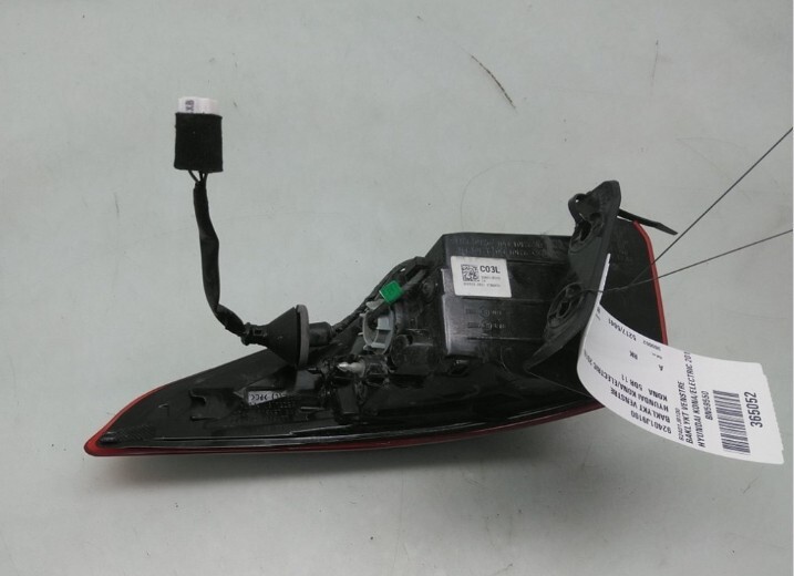 Đèn hậu ngoài Hyundai Kona (Đèn lái sau) Mã phụ tùng 92401j9100-92402j9100