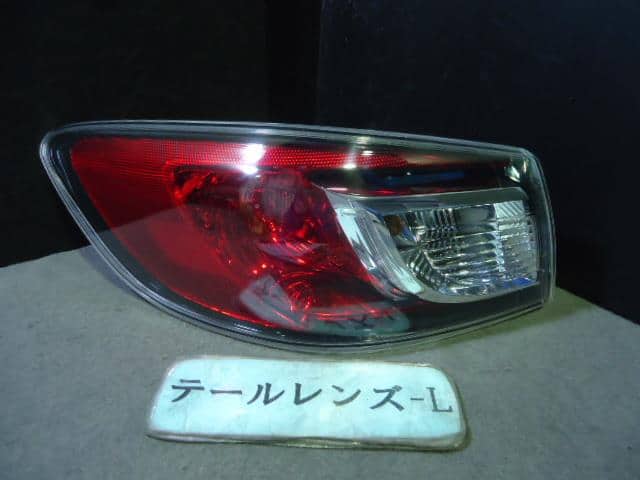 Đèn hậu ngoài Mazda 3 2010-2012 Mã phụ tùng BBP251160E