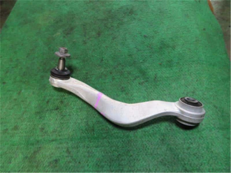 Rô tuyn giằng sau trên Lexus LS600 Mã phụ tùng 4879050080