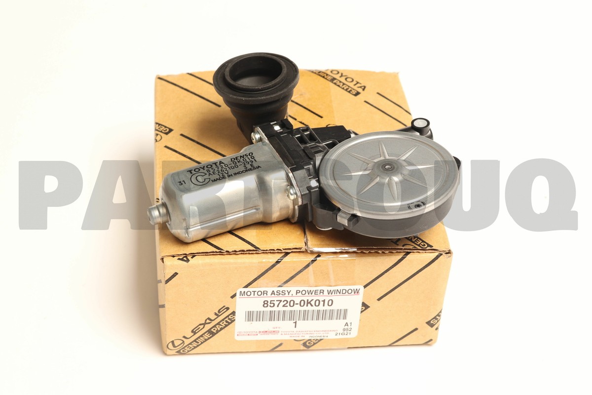 Mô tơ lên xuống kính cánh cửa trước Innova Mã phụ tùng 857200k010