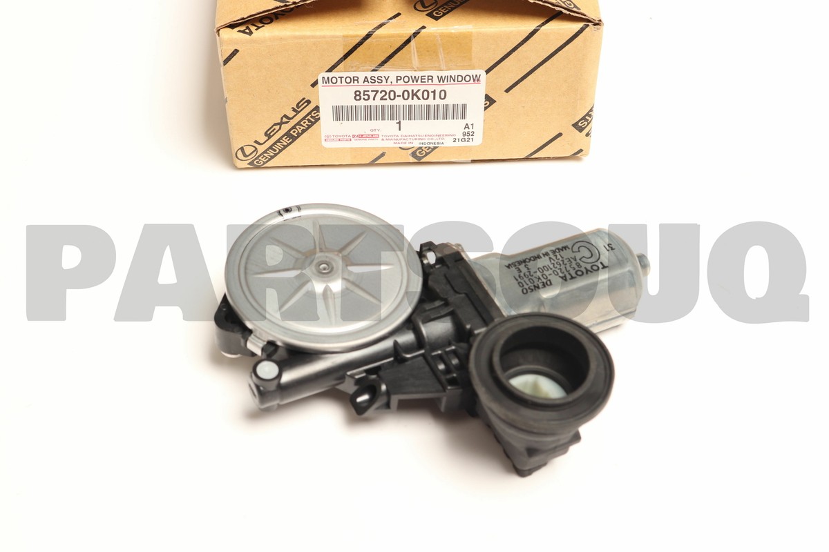 Mô tơ lên xuống kính cánh cửa trước Innova Mã phụ tùng 857200k010