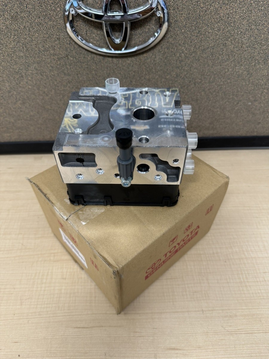 Cụm điều khiển phanh ABS Lexus RX450H 2009 (Bộ chấp hành ABS) Mã phụ tùng 4405048320