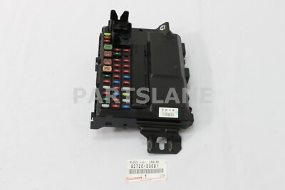 Hộp cầu chì trong xe Lexus LS460 2007 Mã phụ tùng 8272050081