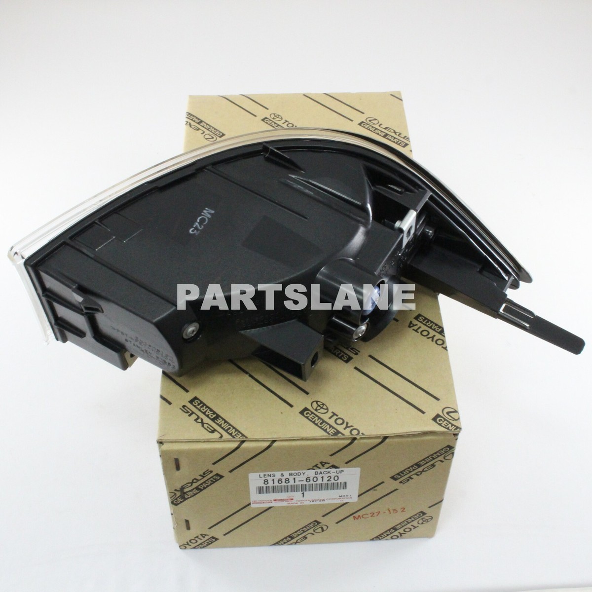 Đèn cản sau Lexus GX460 2014 (Đèn ba đờ xốc sau GX460) Mã phụ tùng 8168160120