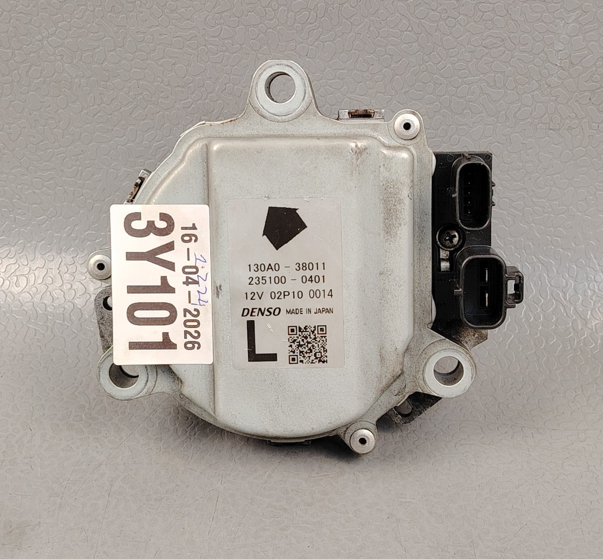 Cánh quạt két nước Lexus LS460 Mã phụ tùng 1636138080