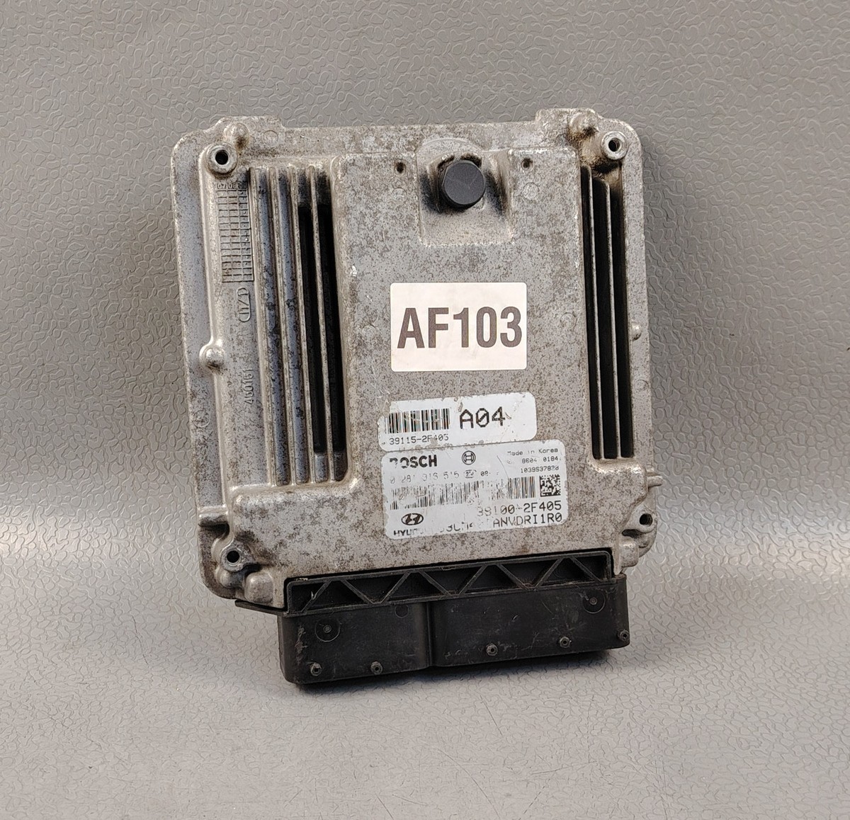 Hộp đen Hyundai Santafe (Hộp Ecu Hyundai Santafe) Mã phụ tùng 391002f405