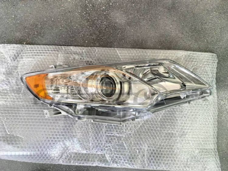 Đèn pha Camry 2012 USA LE (Đèn lái trước Camry 2012) Mã phụ tùng 8111006470-8115006470