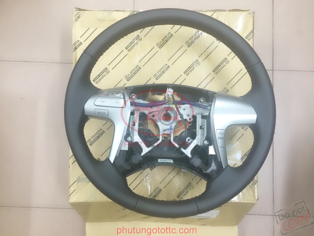 Vô lăng Hilux Mã phụ tùng 451000KG81C0