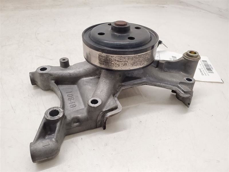 Giá bắt ly tâm quạt két nước Lexus LS430 Mã phụ tùng 1663050011