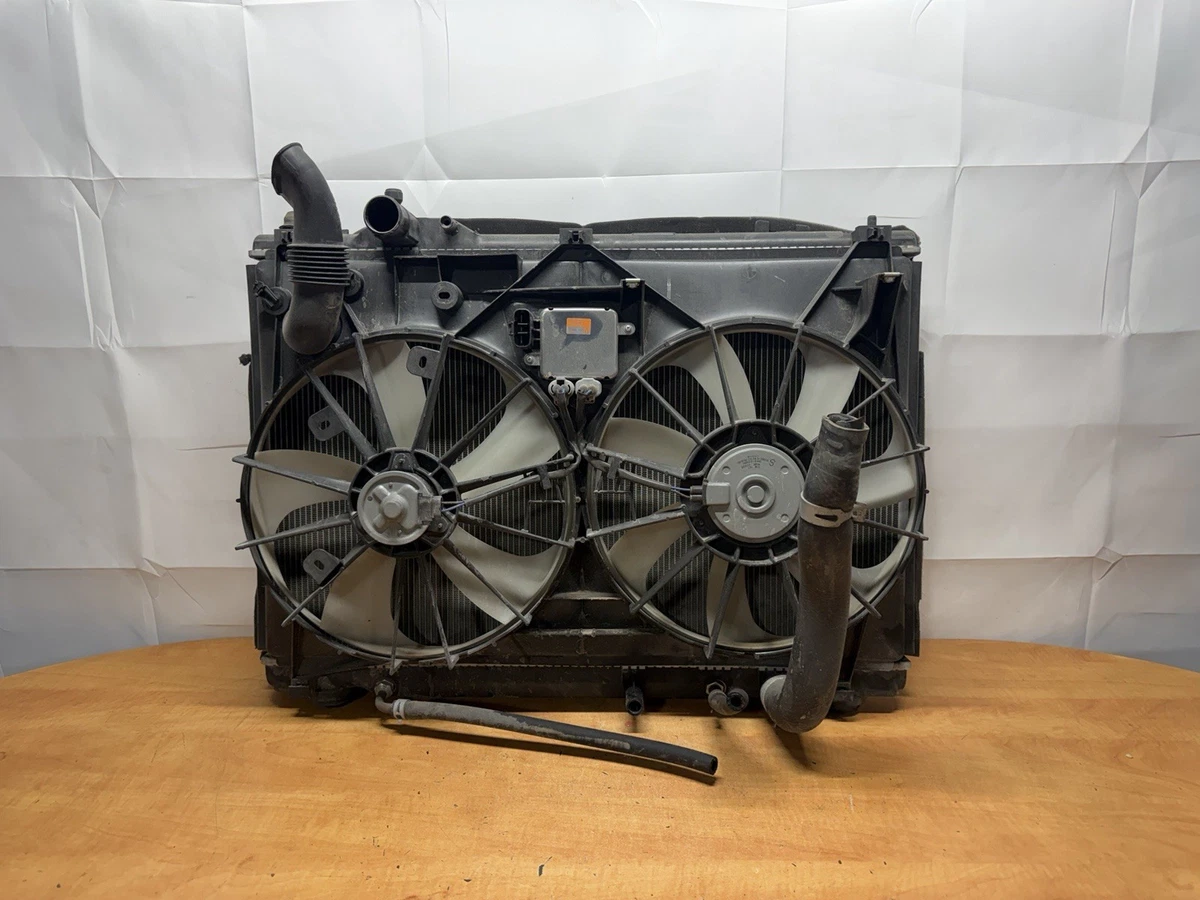 Cánh quạt giàn nóng Lexus LS460 Mã phụ tùng 1636138070