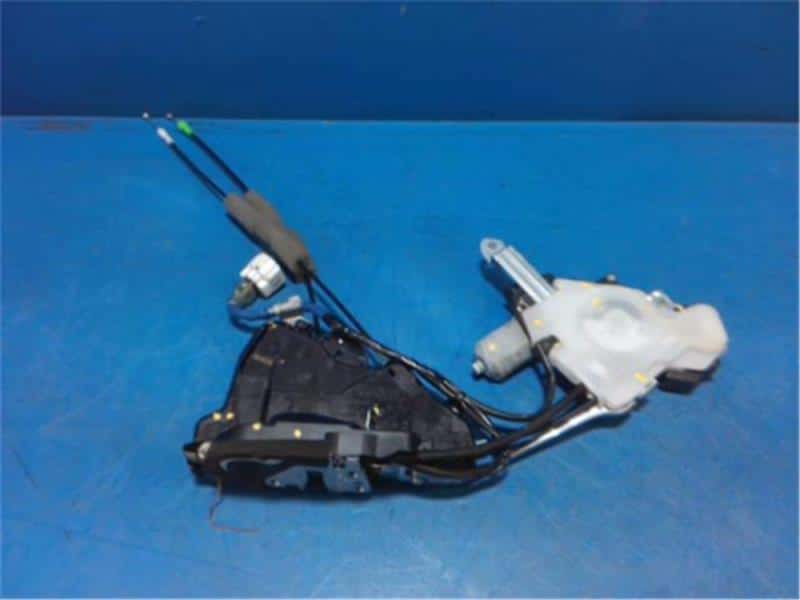 Tay mở cửa trước ngoài Lexus ES350 Mã phụ tùng 6921033090