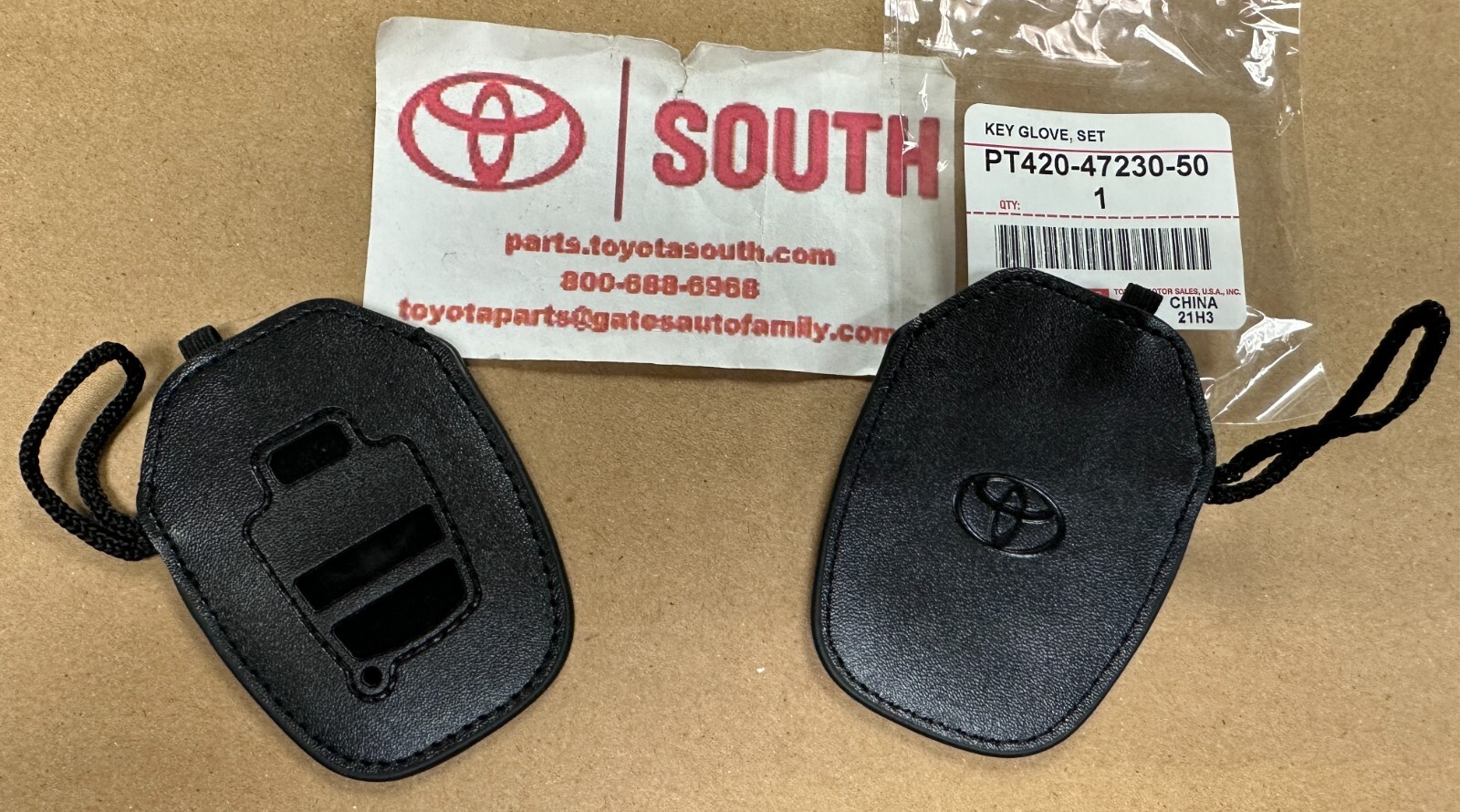 Công tắc điều khiển volume vô lăng Rav4 2008 (Công tắc điều khiển trên vô lăng Rav4) Mã phụ tùng 8424742030