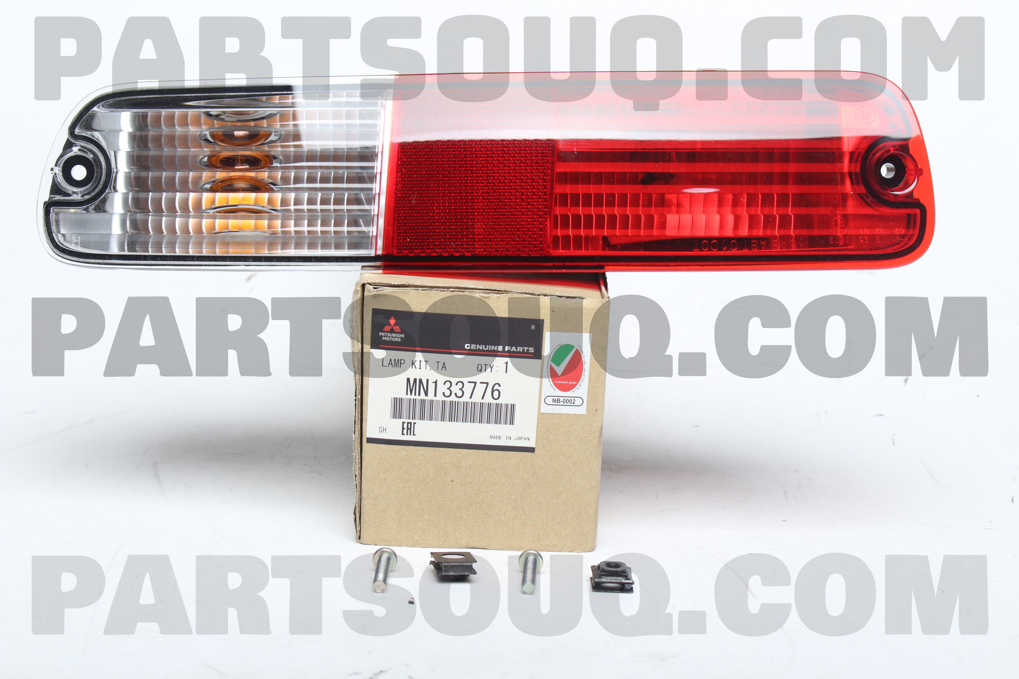 Đèn hậu Pajero V73 (Đèn lái sau V73) Mã phụ tùng mn133764-mn133768-mn133763