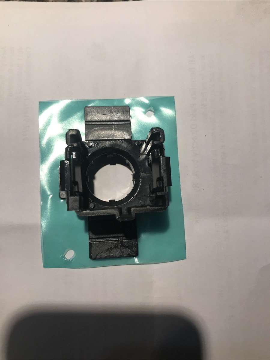Giá bắt cảm biến Lexus LS460 Mã phụ tùng 8934850020