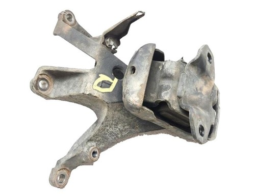 Cao su chân máy Crown 3.0 JZS133 Mã phụ tùng 1236146090